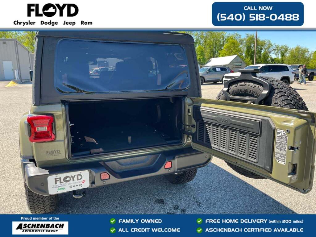 2026 Jeep Wrangler 4-Door Sahara 4x4