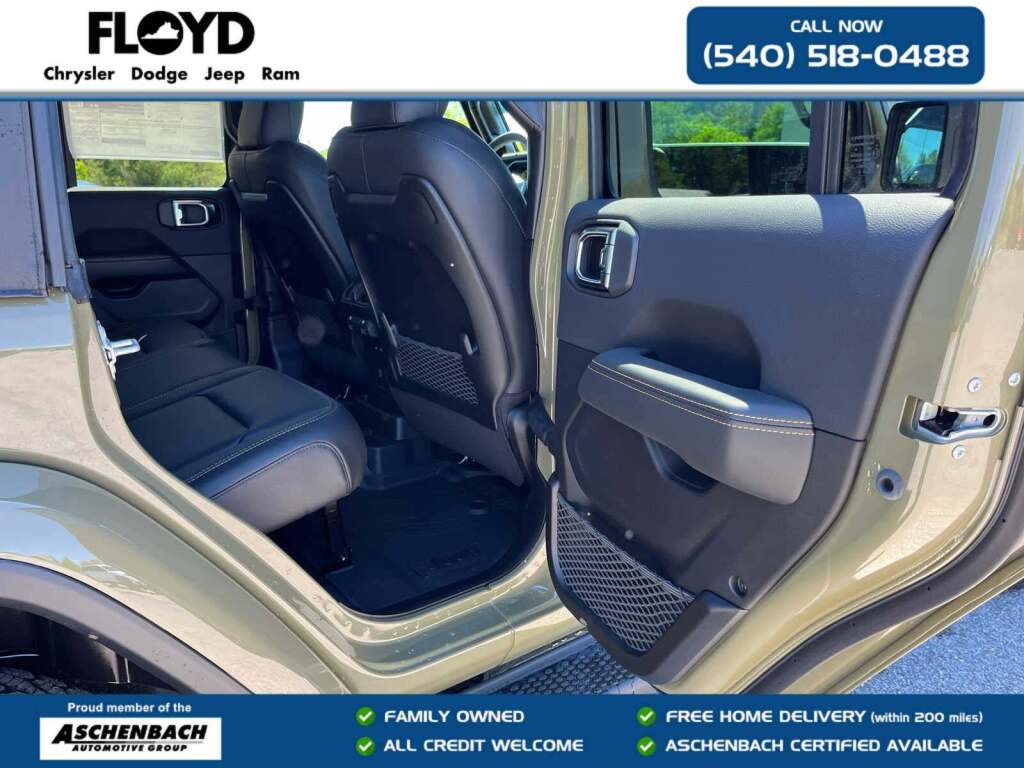 2026 Jeep Wrangler 4-Door Sahara 4x4