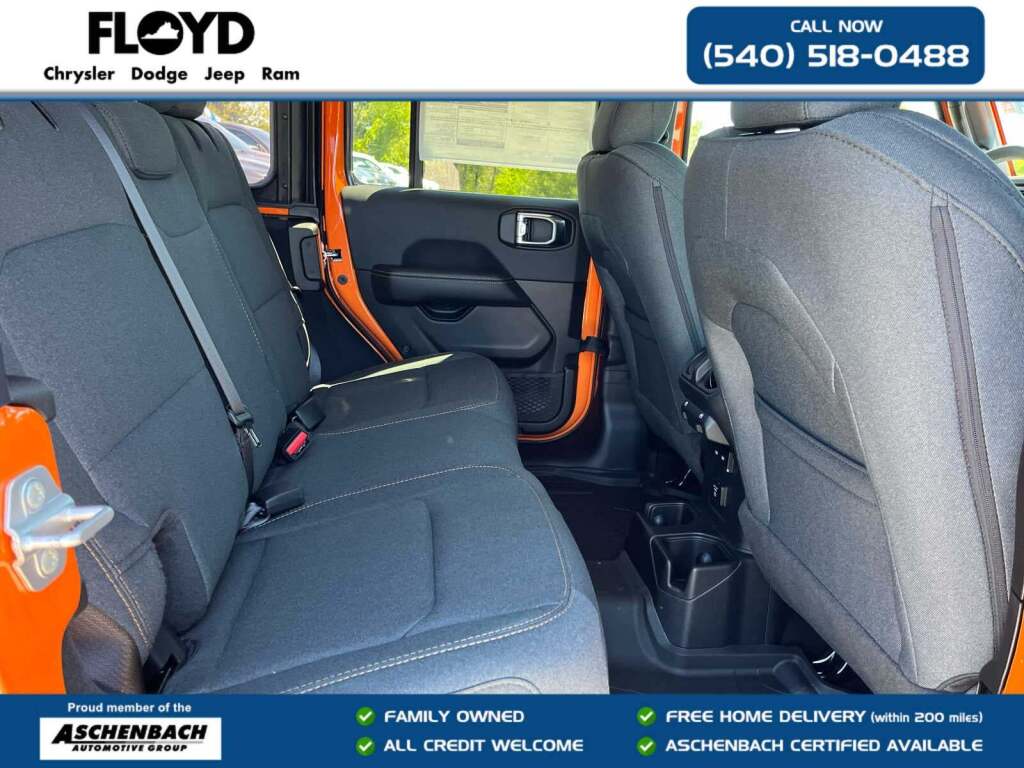 2026 Jeep Wrangler 4-Door Sahara 4x4