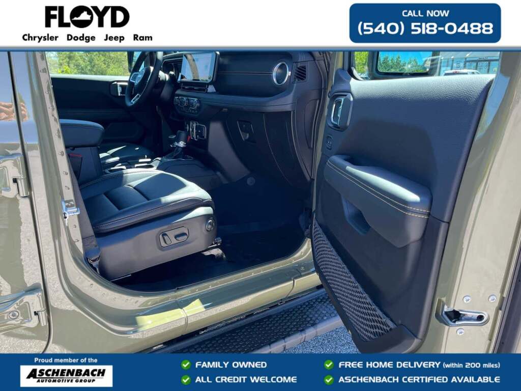 2026 Jeep Wrangler 4-Door Sahara 4x4
