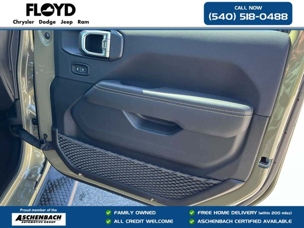 2026 Jeep Wrangler 4-Door Sahara 4x4