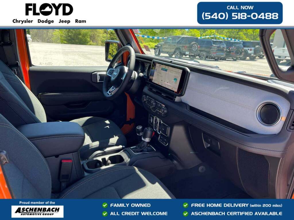 2026 Jeep Wrangler 4-Door Sahara 4x4