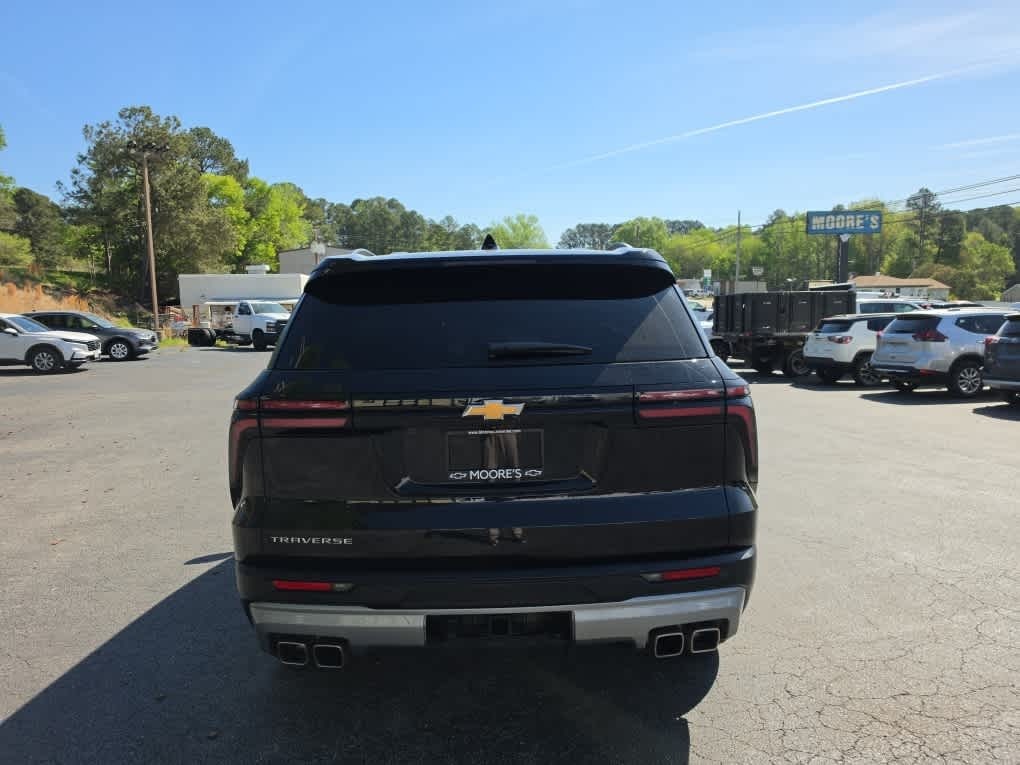 2025 Chevrolet Traverse FWD LT