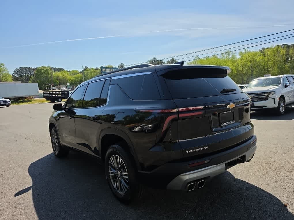 2025 Chevrolet Traverse FWD LT