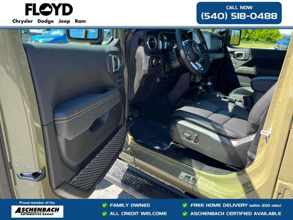2026 Jeep Wrangler 4-Door Sahara 4x4