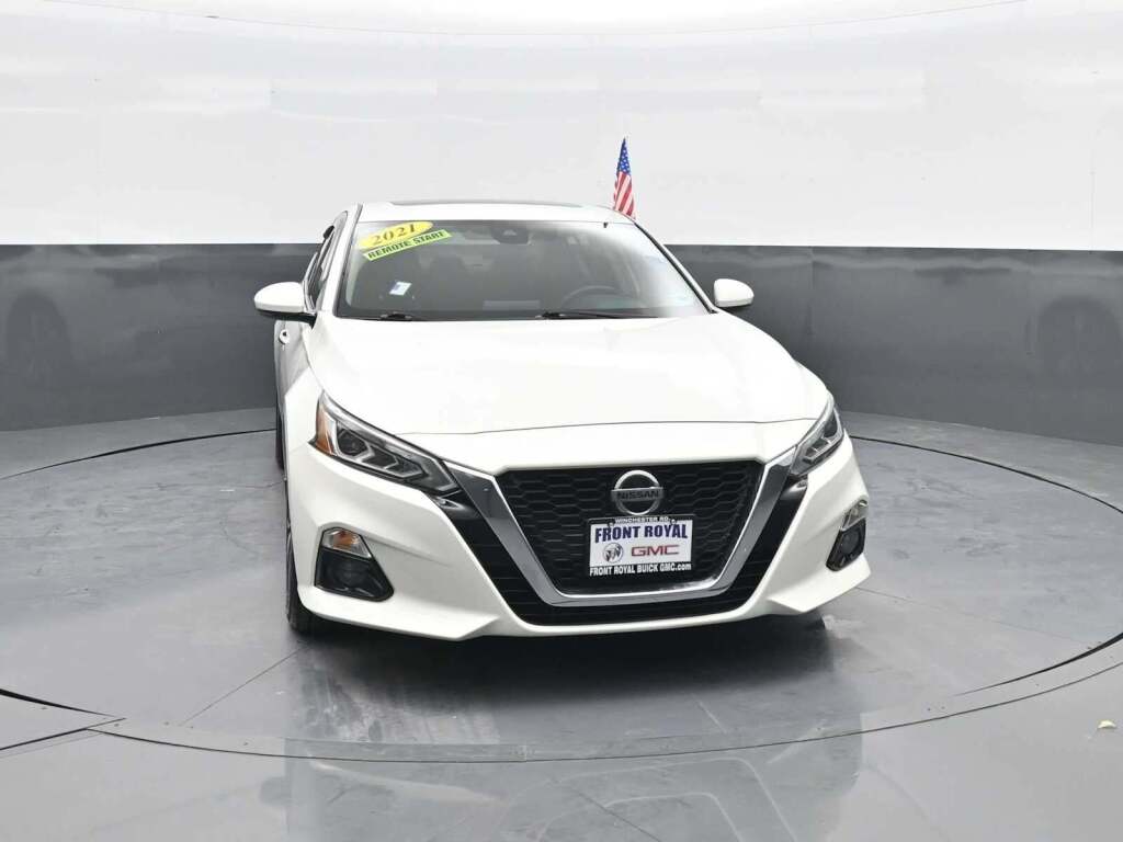 2021 Nissan Altima SL FWD