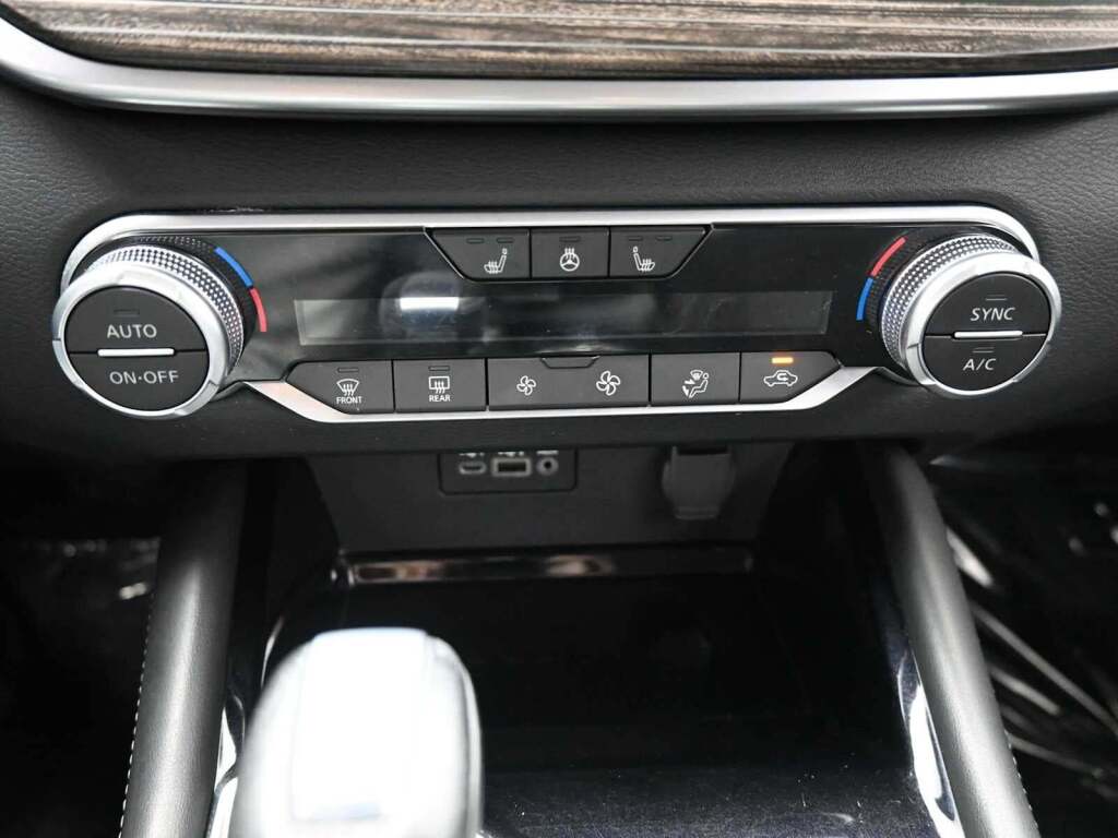 2021 Nissan Altima SL FWD