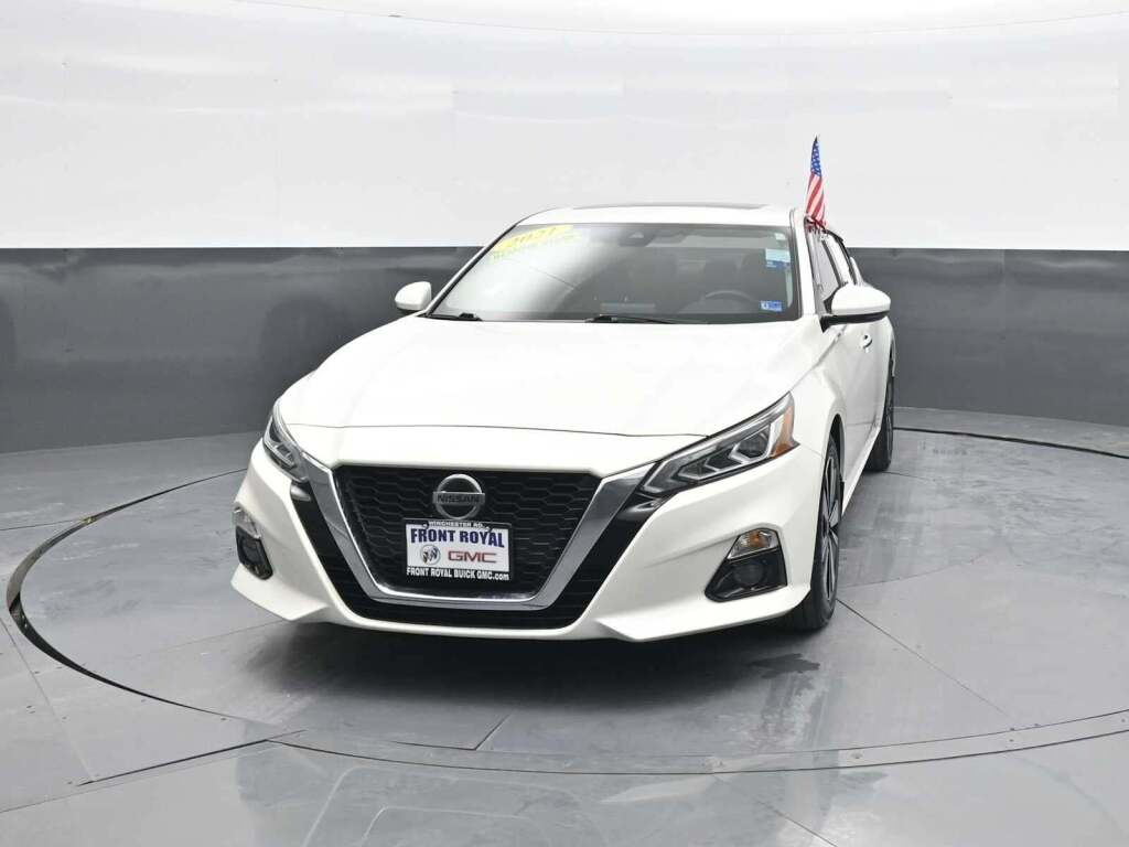 2021 Nissan Altima SL FWD