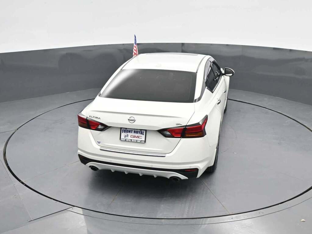 2021 Nissan Altima SL FWD