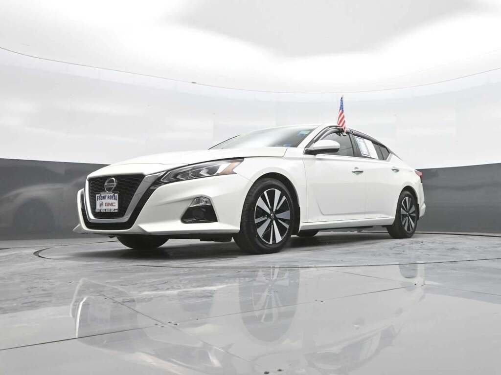 2021 Nissan Altima SL FWD