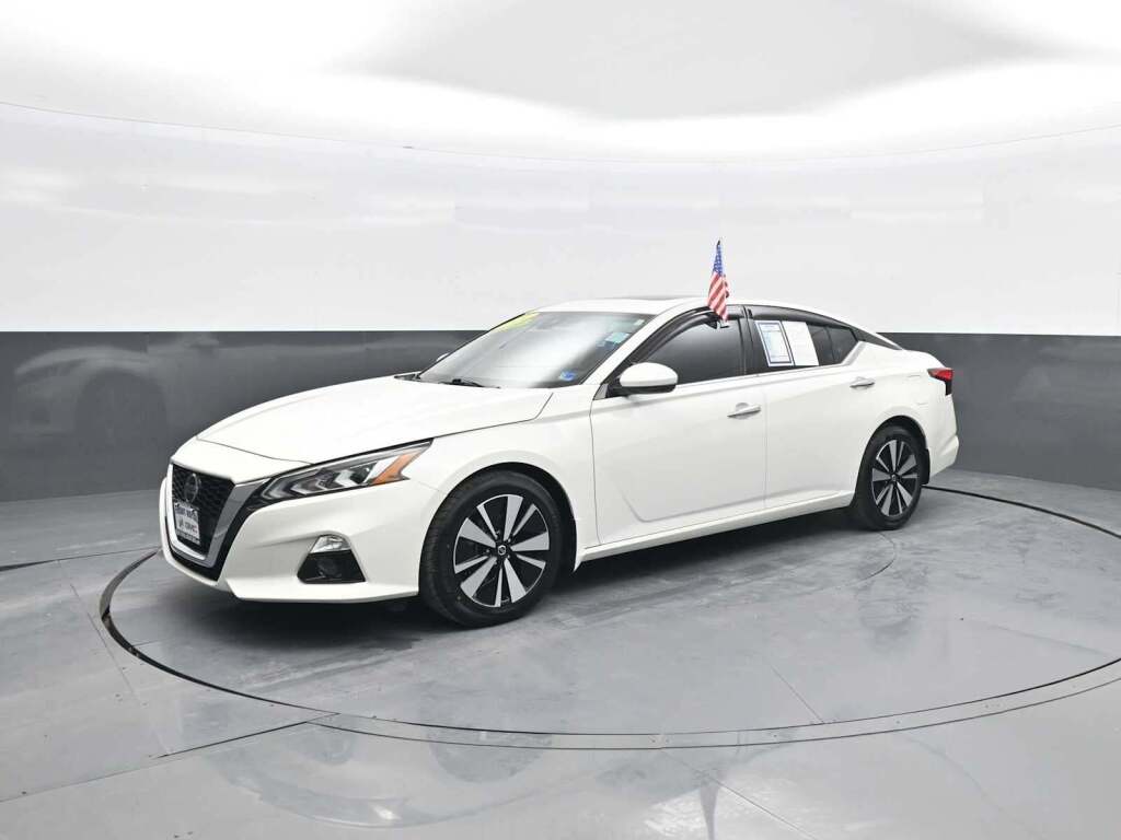 2021 Nissan Altima SL FWD