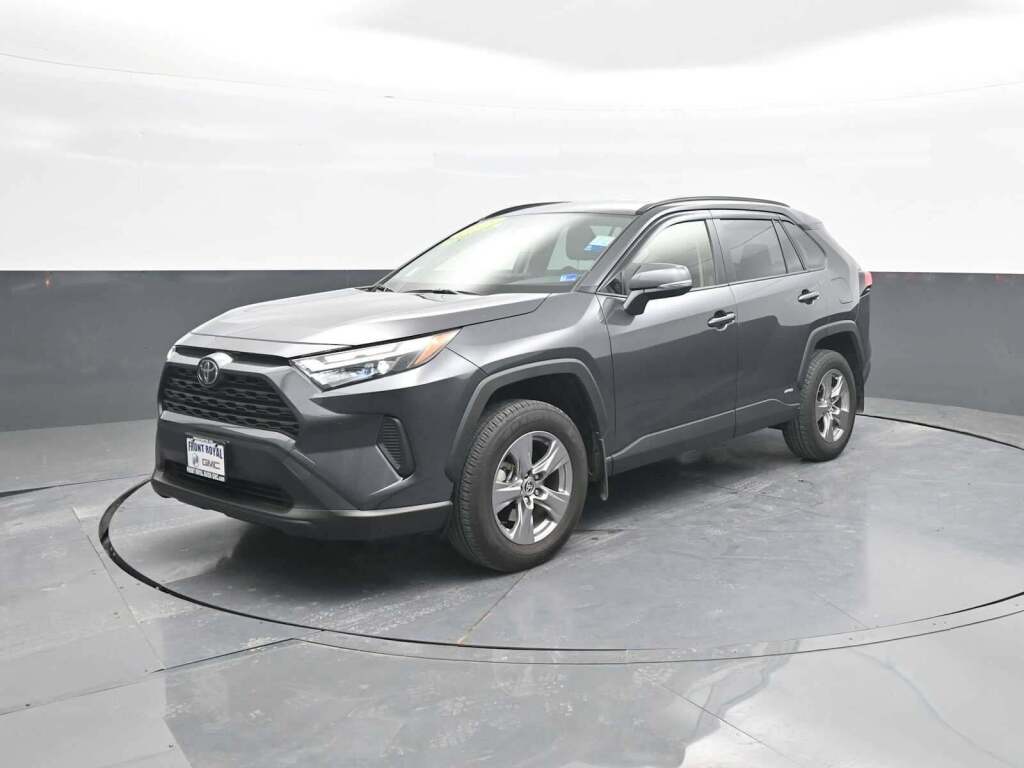 2025 Toyota RAV4 Hybrid XLE