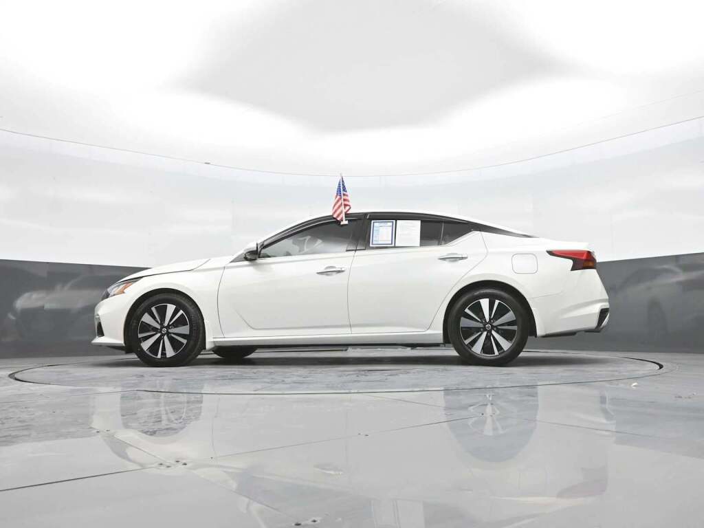 2021 Nissan Altima SL FWD