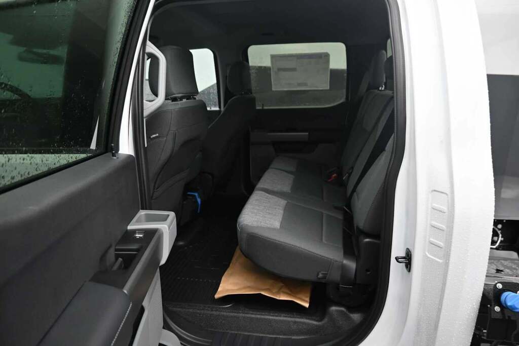 2026 Ford F-350 Chassis XLT