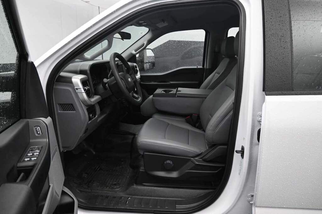 2026 Ford F-350 Chassis XL