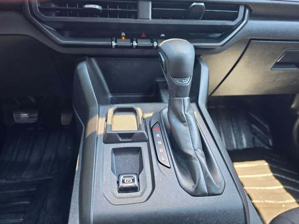 2023 Chevrolet Colorado 2WD Crew Cab Short Box WT