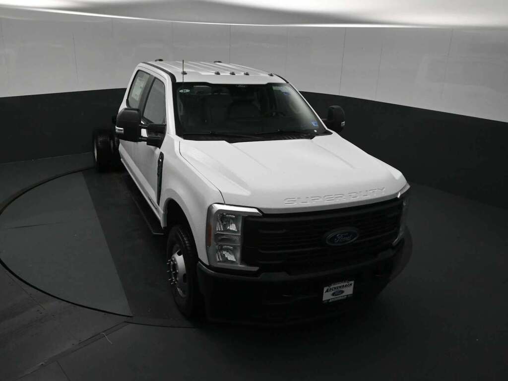 2026 Ford F-350 Chassis XL