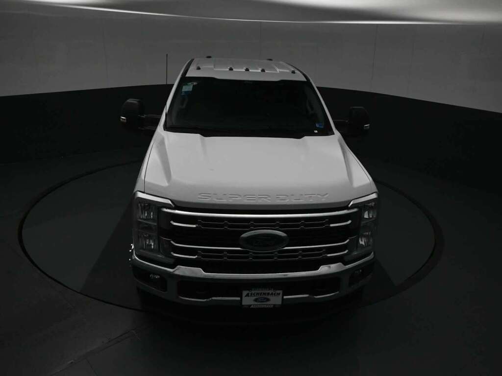 2026 Ford F-350 Chassis XLT