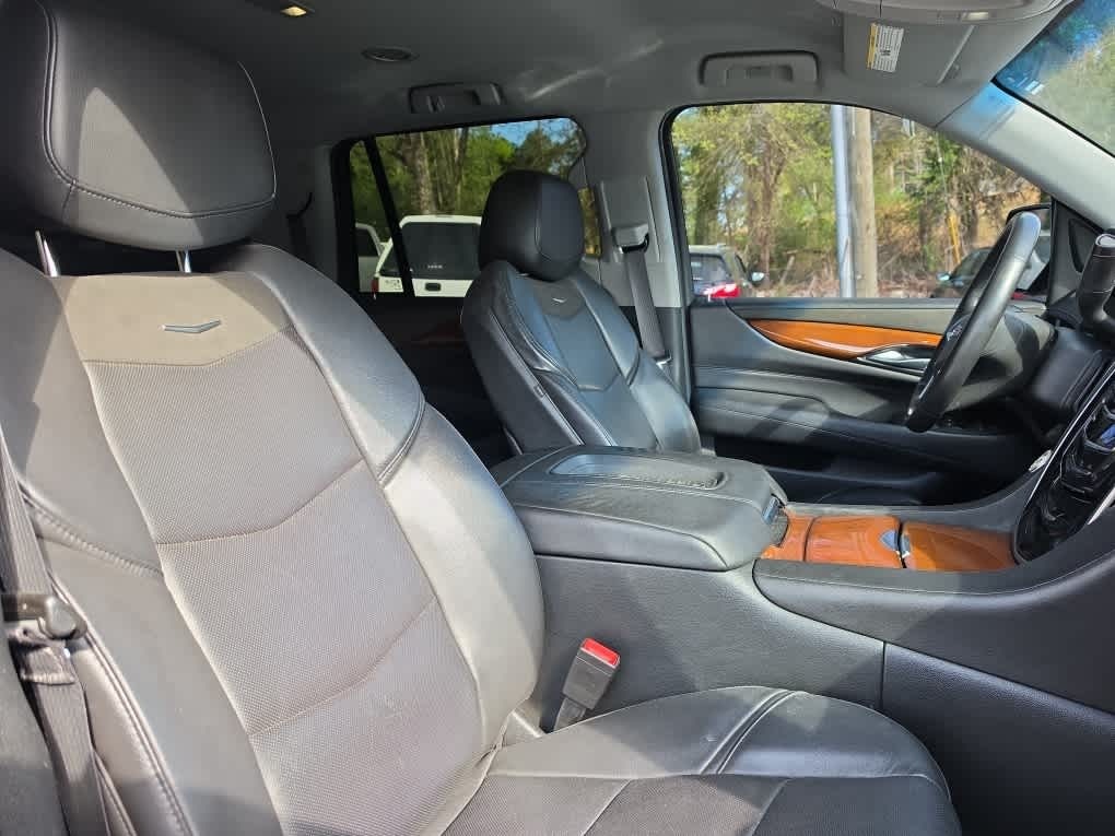 2018 Cadillac Escalade Standard