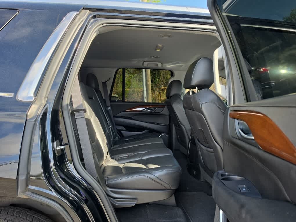 2018 Cadillac Escalade Standard