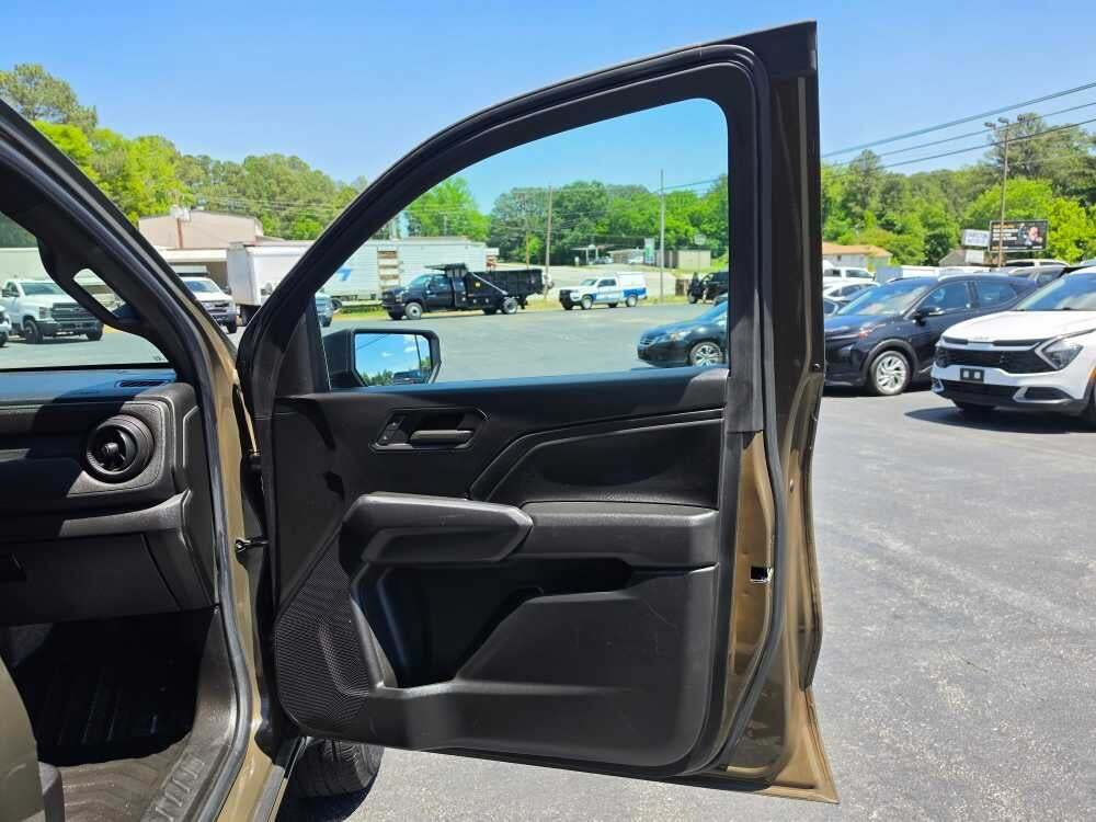 2023 Chevrolet Colorado 2WD Crew Cab Short Box WT