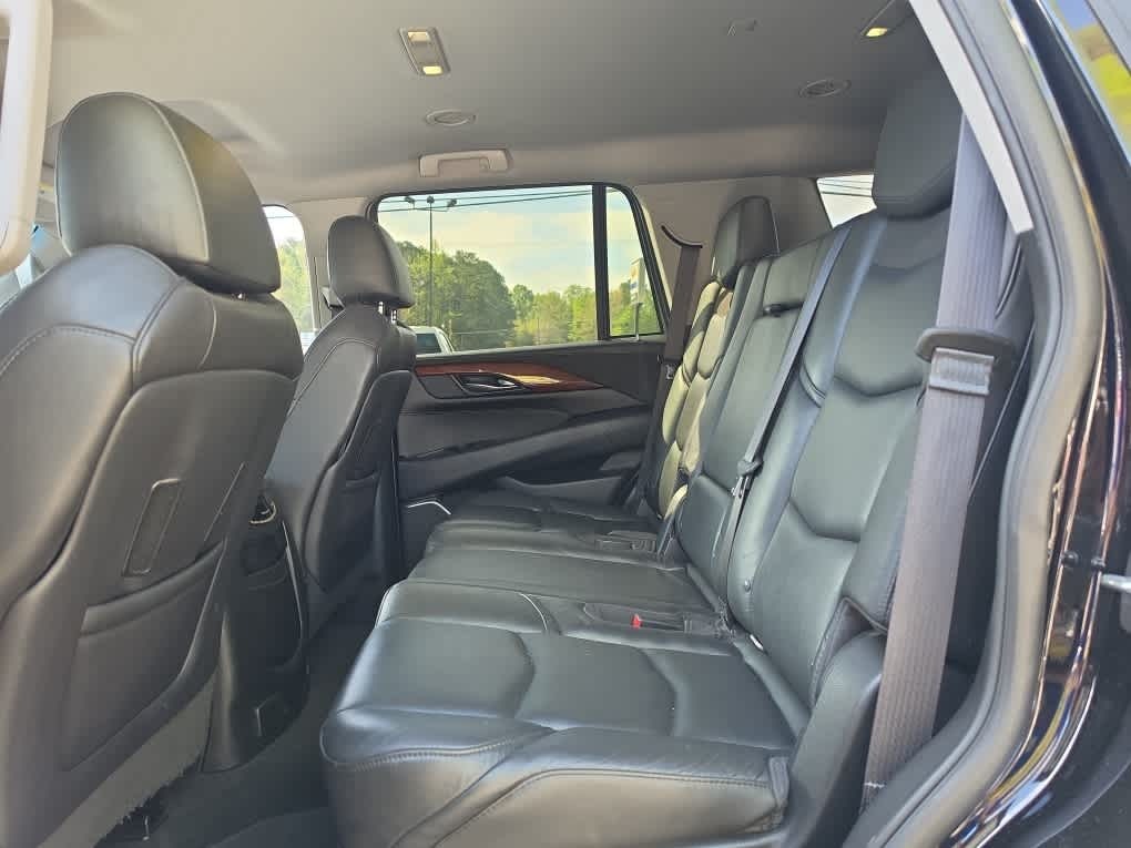 2018 Cadillac Escalade Standard