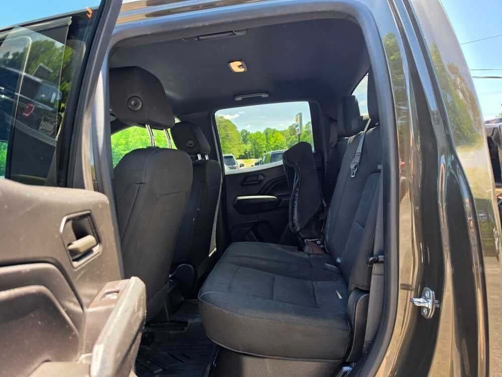 2023 Chevrolet Colorado 2WD Crew Cab Short Box WT