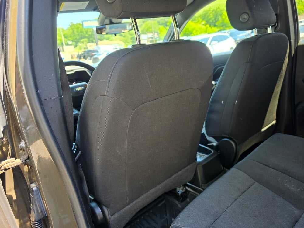 2023 Chevrolet Colorado 2WD Crew Cab Short Box WT