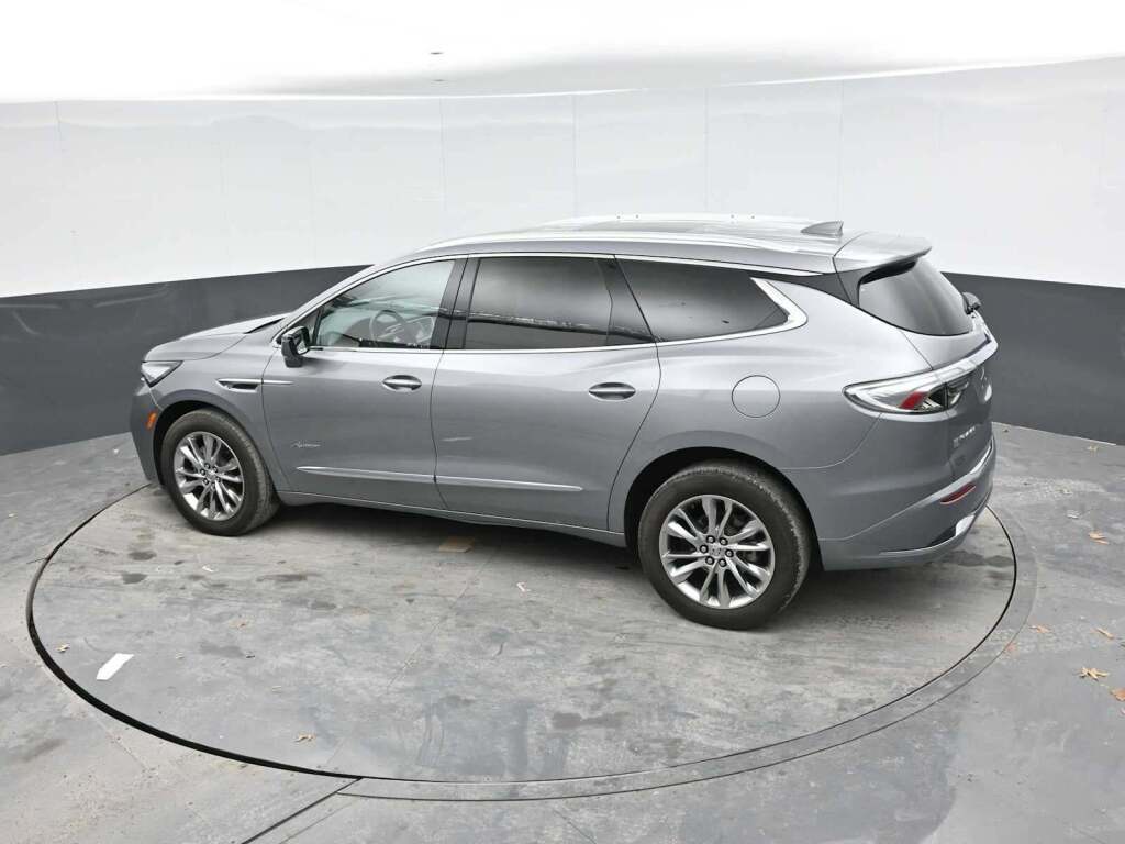 2024 Buick Enclave Avenir