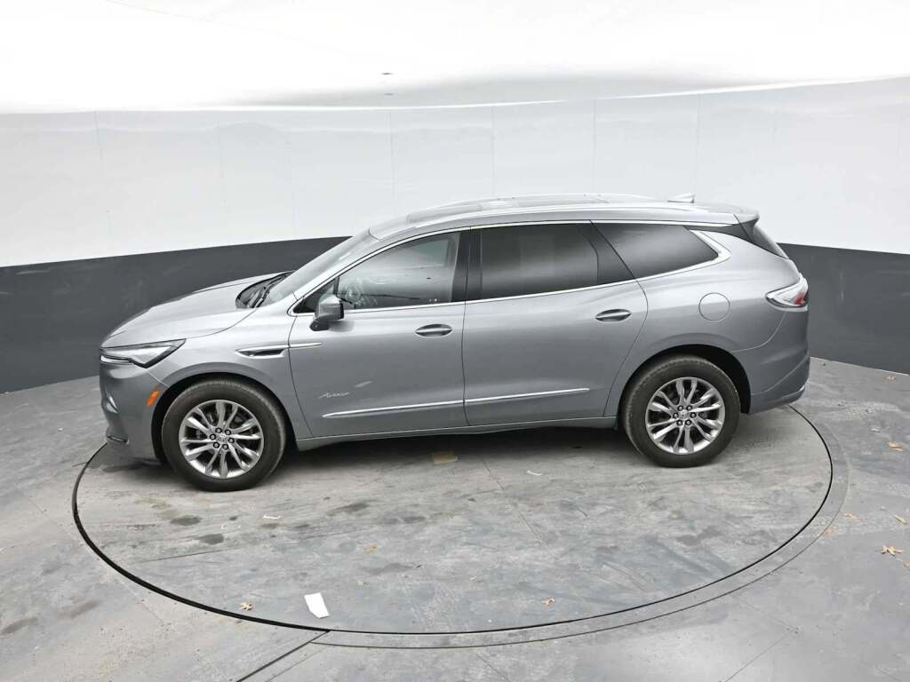 2024 Buick Enclave Avenir