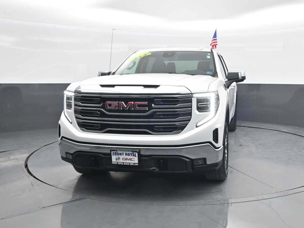 2024 GMC Sierra 1500 SLT