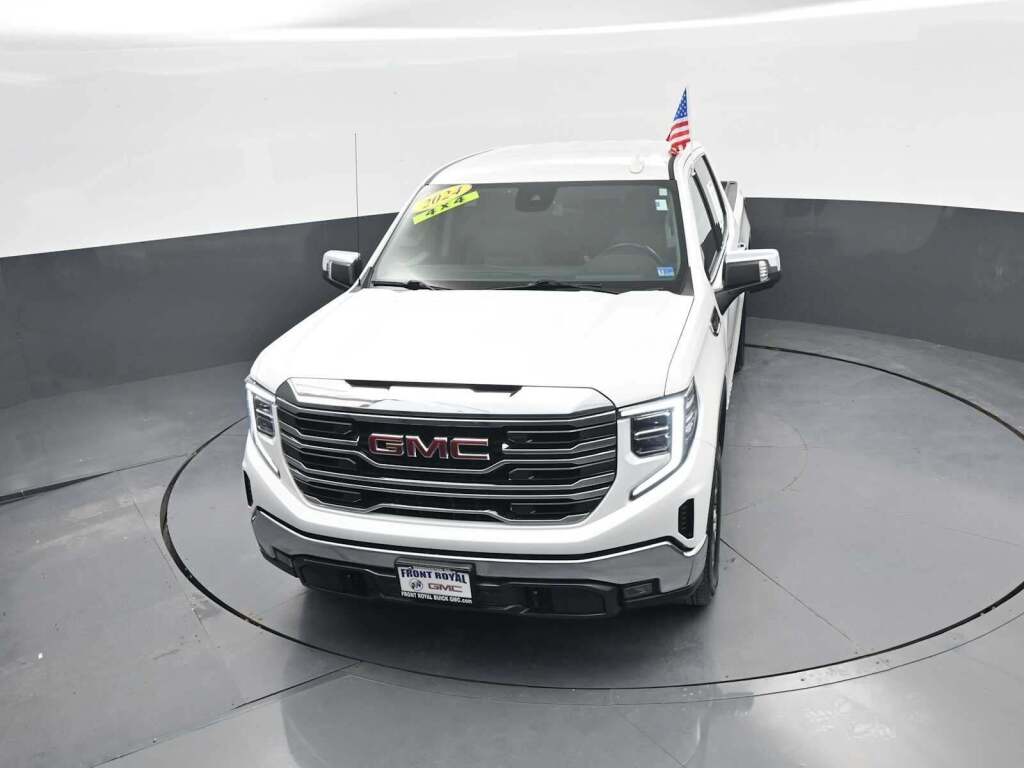 2024 GMC Sierra 1500 SLT