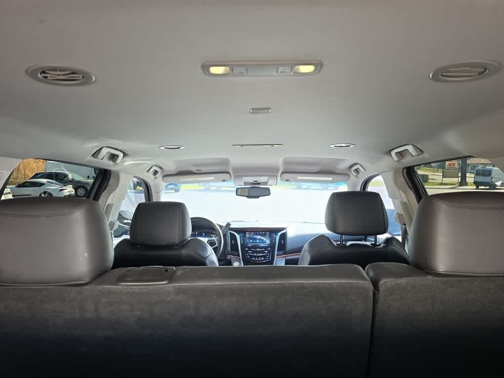 2018 Cadillac Escalade Standard