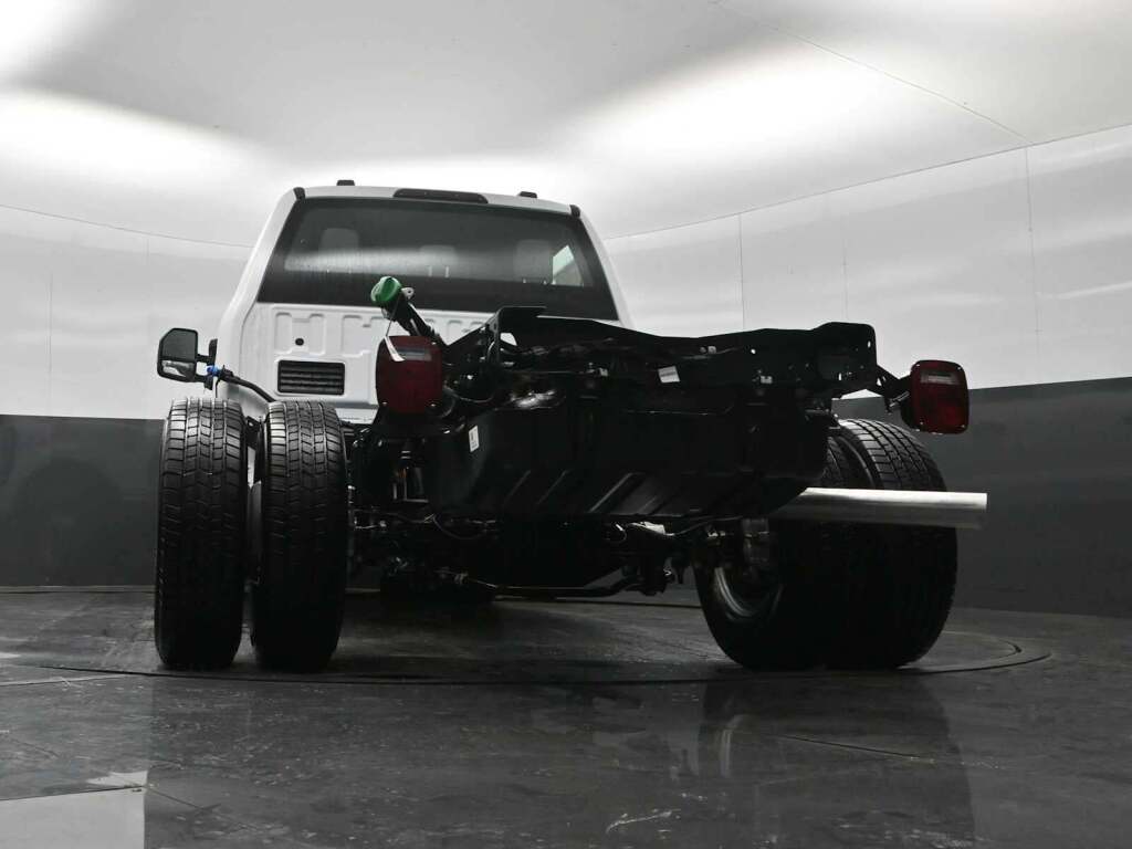 2026 Ford F-350 Chassis XL