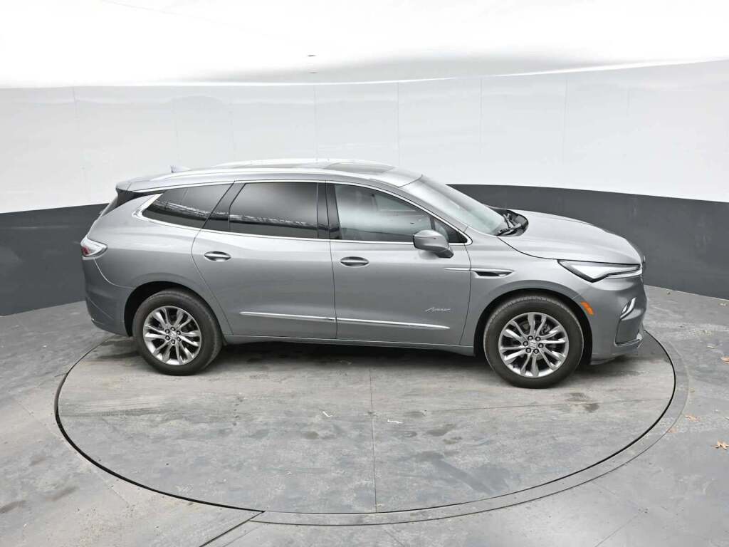 2024 Buick Enclave Avenir