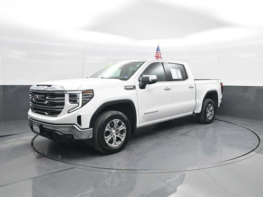 2024 GMC Sierra 1500 SLT