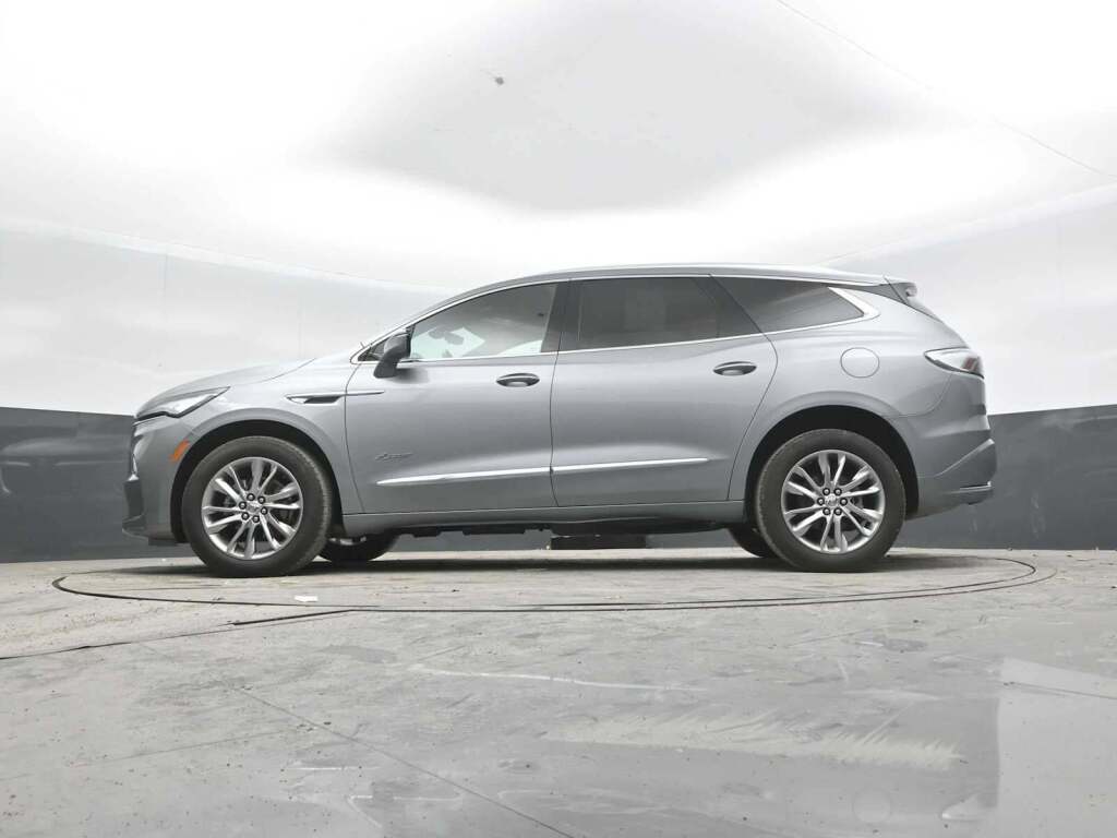 2024 Buick Enclave Avenir