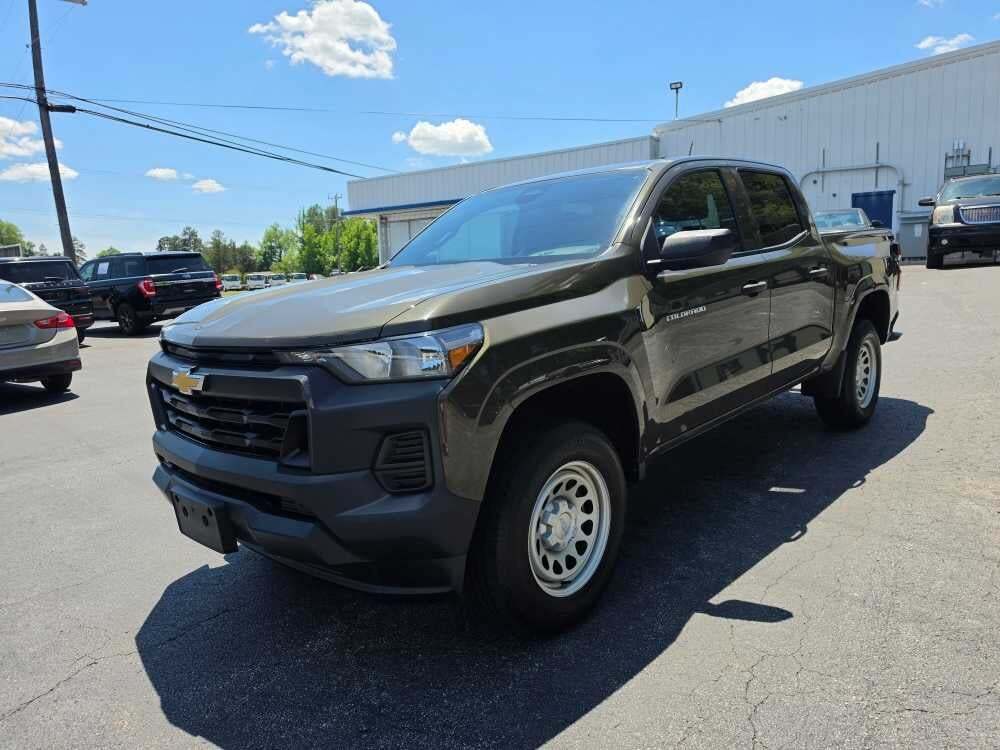 2023 Chevrolet Colorado 2WD Crew Cab Short Box WT