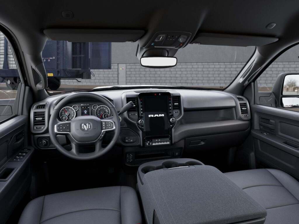 2026 Ram 3500 Chassis Tradesman/Big Horn
