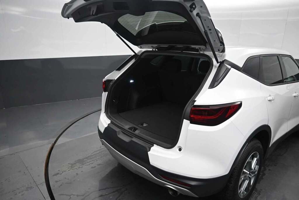 2023 Chevrolet Blazer AWD 2LT