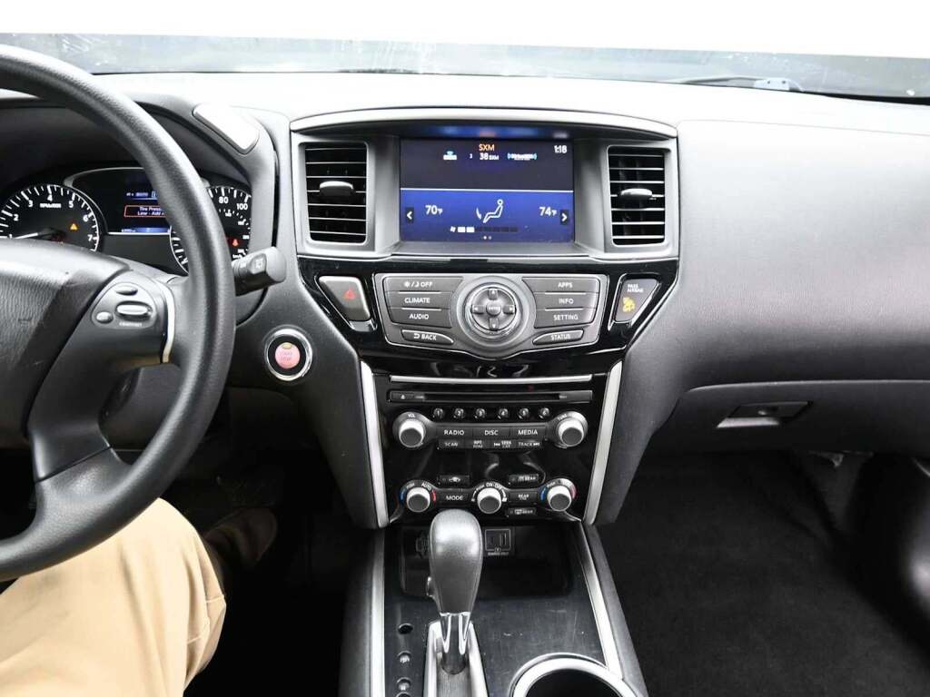 2020 Nissan Pathfinder S 4WD