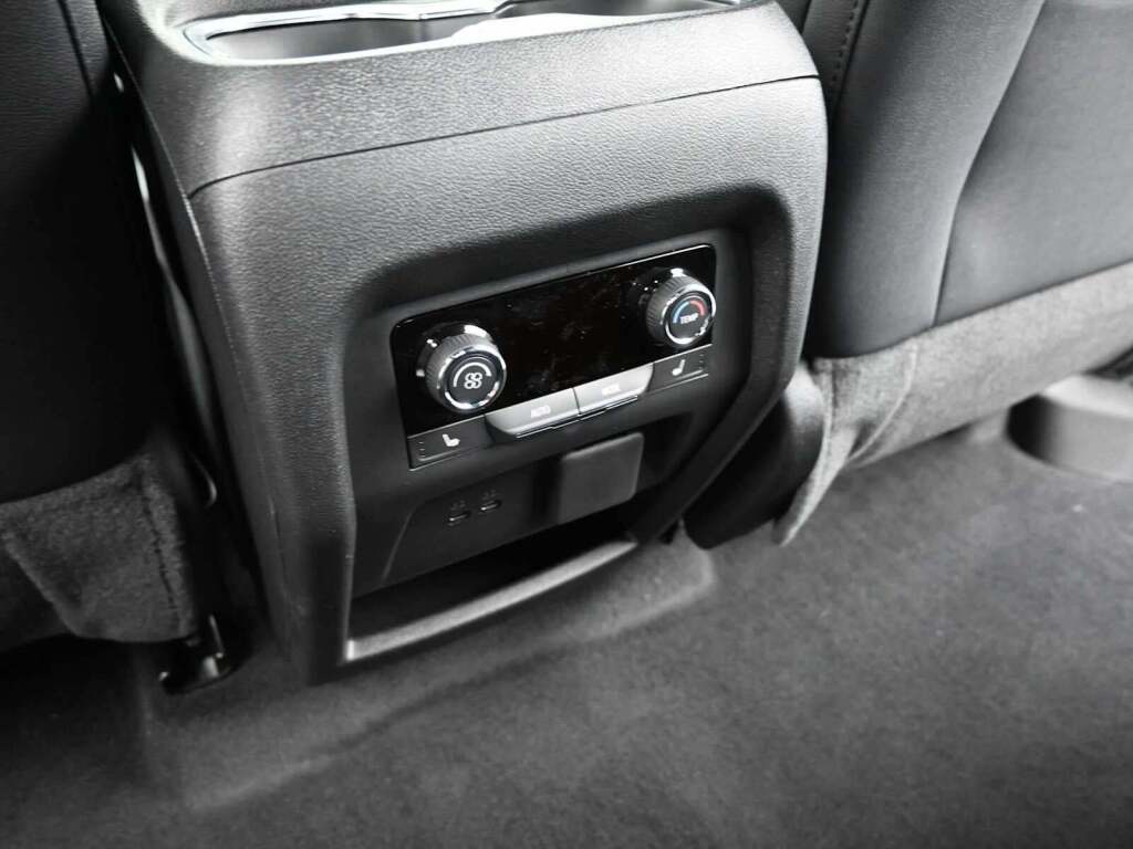 2026 Chevrolet Traverse AWD RS