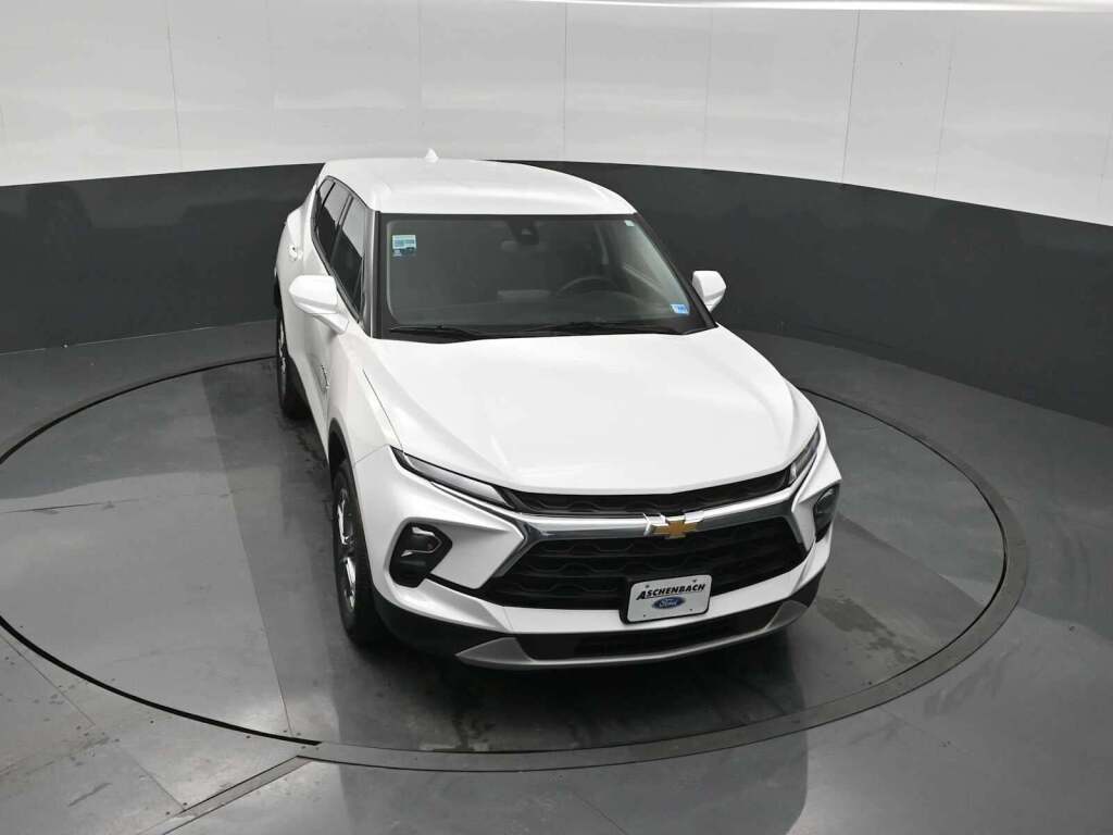 2023 Chevrolet Blazer AWD 2LT