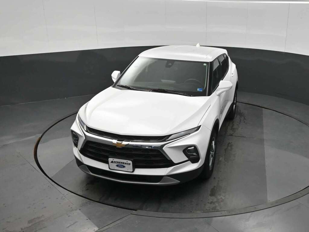 2023 Chevrolet Blazer AWD 2LT