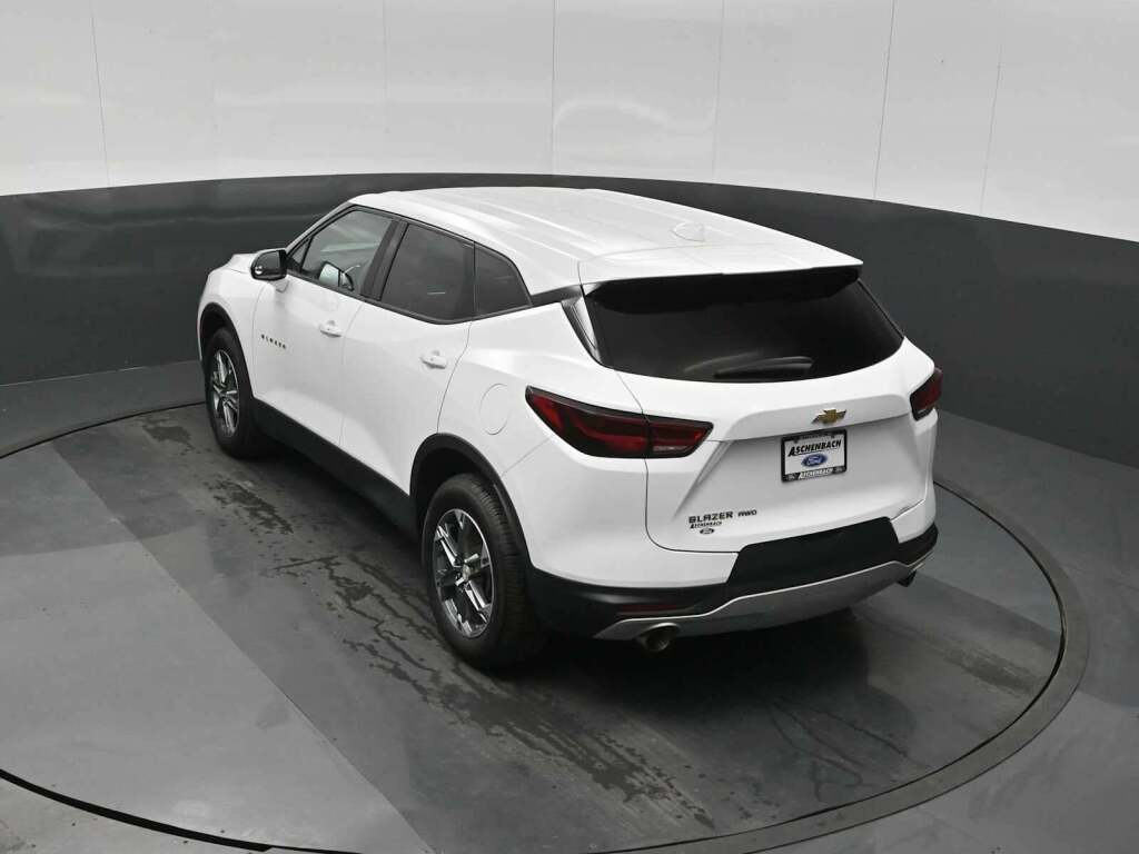 2023 Chevrolet Blazer AWD 2LT