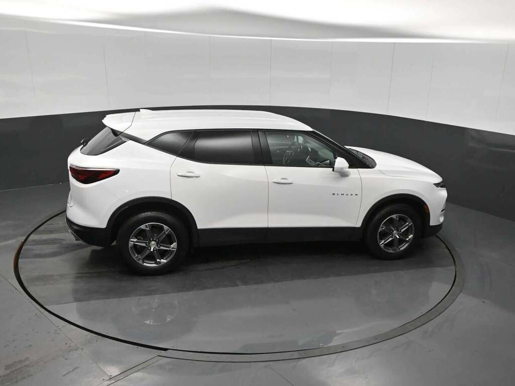 2023 Chevrolet Blazer AWD 2LT