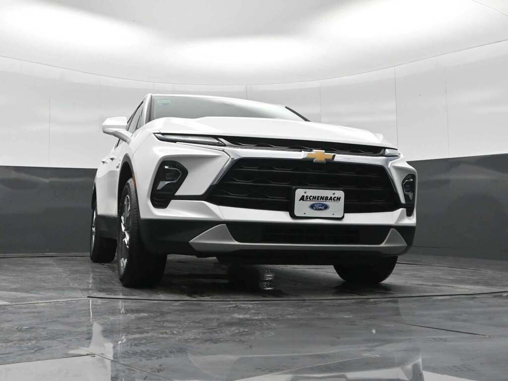 2023 Chevrolet Blazer AWD 2LT