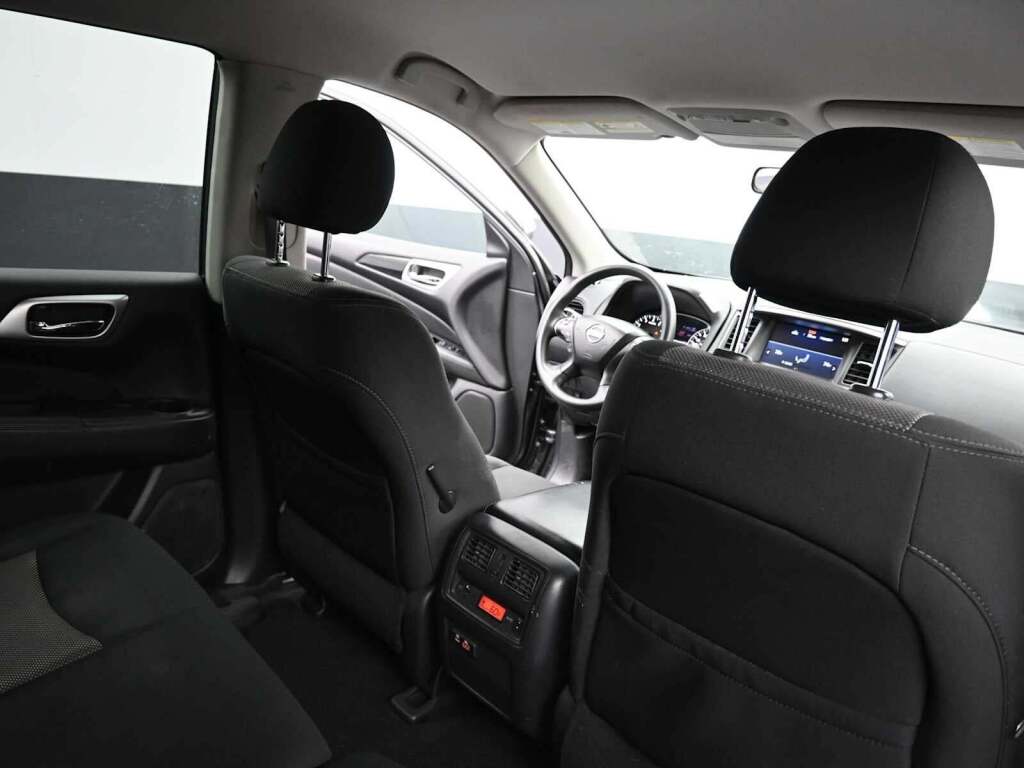 2020 Nissan Pathfinder S 4WD
