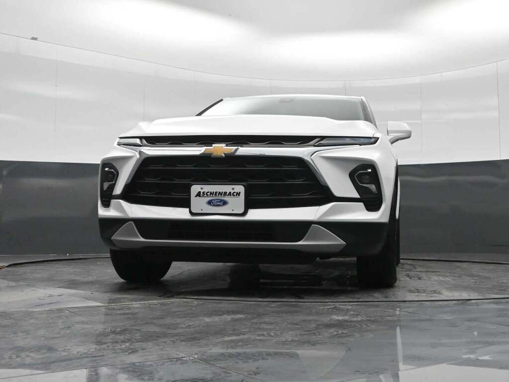 2023 Chevrolet Blazer AWD 2LT