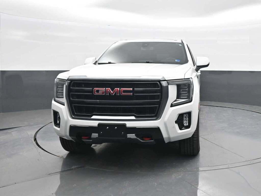 2022 GMC Yukon XL 4WD AT4